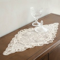 Miss Monet 刺繡蕾絲點綴桌旗, 單一顏色, 寬 33cm x 長 66cm, 1個