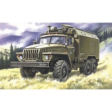 ICM 72612 1/72 Ural-43203指揮車 塑膠模型, 1個