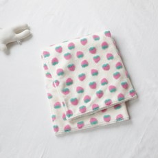 草莓印花毛毯 S號