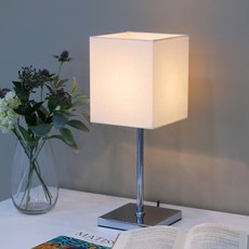 Dice 桌燈, 象牙白(燈罩) + 銀色(燈身)