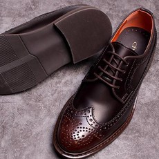 dydin 男款雕花西裝鞋 RM1263