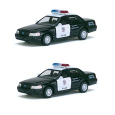 Bunny Land Ford Crown Victoria Police INTERCEPTEOR 塑料模型隨機出貨, 2個