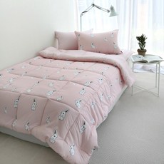 M C Bedding 莫代爾兔子印花薄被, 粉色