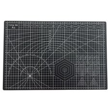 雙面裁切切割墊, 黑色的