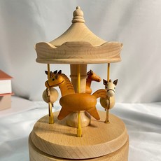 木質發條音樂盒 旋轉木馬, 混色