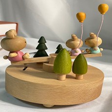 木質發條音樂音樂盒, 兔子蹺蹺板