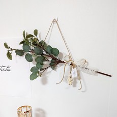 小熊果實尤加利葉花環, 混色