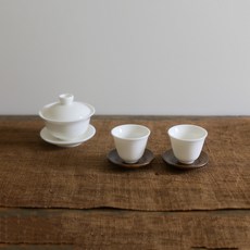 Kkikdasaenghwal 白瓷蓋碗 90ml + 茶杯 2p 套組, 單色, 1套