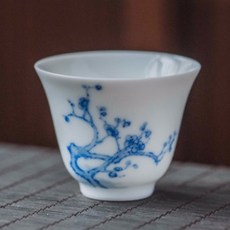 青花Seohan Samu茶杯, 鷹, 1個