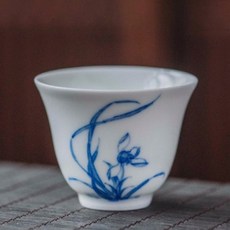 Gyeongdeukjin青花Seohan Samu茶杯 蘭, 藍色 + 白色, 1個