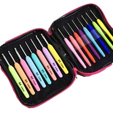 16 根羊毛鉤針套組，用於低地板比賽