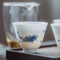 青花鯉魚茶杯, 白+藍, 1個