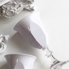 Abode 塑料酒杯白色, 1個