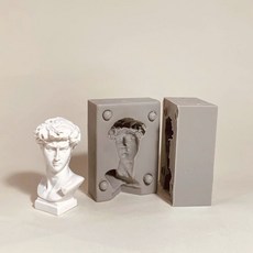 ANGLE THING 新朱利安石膏像雙面立體矽膠模具, 單一顏色