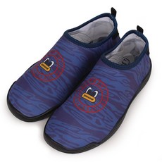 Pancott Kid 標誌性 Aqua 鞋