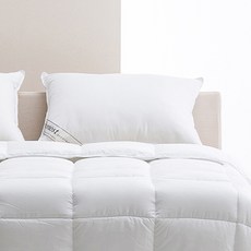 The KOY's 超細纖維桃皮絨枕頭 900g, 白色的