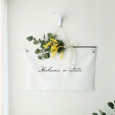 幸運的含羞草果實尤加利葉人造花環, 混色