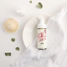 DRESSING TABLE Angelica女性私密清潔慕斯, 150ml, 1入