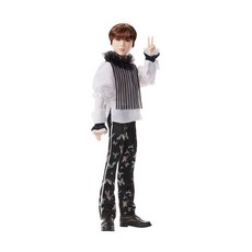 MATTEL 美泰兒 BTS Prestige 時尚偶像糖圖, 1個