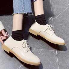 여성용 니른 배색 로퍼 단화