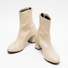 비아소뇨 Leather Ankle Boots 6cm Vi19049