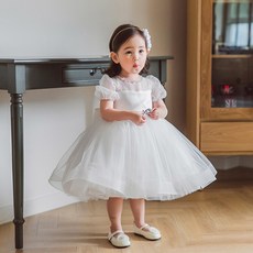 女童領口珍珠泡泡袖洋裝