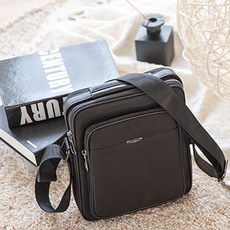 CAPACCI 男士休閒斜揹包 1202-2, BLACK