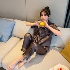 글로리빙 여성용 클래식 실크터치 카라 잠옷 세트