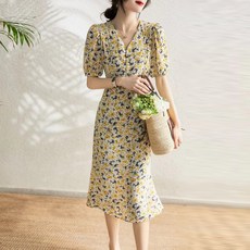 Paperments 浪漫碎花泡泡袖腰部綁帶V領連身裙 01939 含大尺碼, 黃色