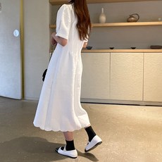 ViVEMO 毛呢泡泡袖短袖連身裙 01158, 白色