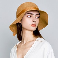 화이트샌즈 지사 리본 클로슈햇 세레나