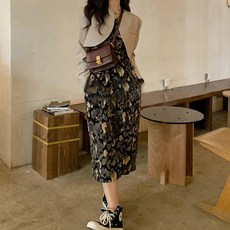 포플러앤씨 로즈플 브이넥 원피스