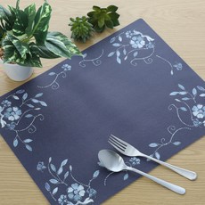 [쿠팡수입] 니토리 PVC 테이블매트 2개입, 32 x 42 x 2 cm, 블랙 플라워