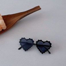 Dolphin whale 孩童素色愛心花邊框太陽眼鏡 UV400