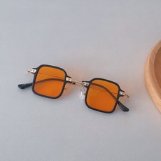 Dolphin whale 孩童撞色金屬方框造型太陽眼鏡 UV400