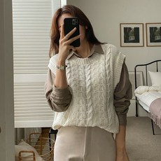 화이트폭스 여성용 케이블 라운드넥 니트 베스트