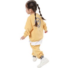 兒童香草色上下衣套裝