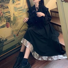 MEICHEL V領斜線荷葉邊蕾絲長版連身裙 01394 含大尺碼, 黑色