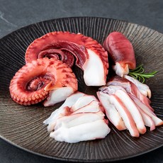 살맛나요 렌지로 간편하게 먹는 데친 문어, 250g, 1개