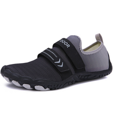 Soiket 男款上游登山運動鞋