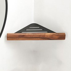 Solum 轉角三角架, 核桃