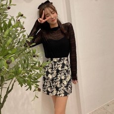 보나비 레이스 하이네크 프릴 롱 블라우스