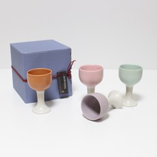 Moonsalt Pottery Sensibility 手柄燒酒杯 3 件套啞光粉彩禮品套組, 1套, 4種燒酒杯