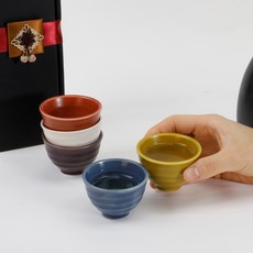 Dalsogeum 韓國產陶瓷海螺燒酒杯5入組, 1套, 燒酒杯5種