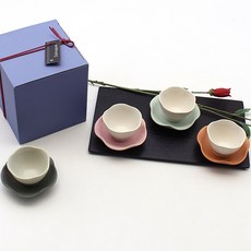 Dalsogum 陶瓷花瓣茶杯4入 + 茶托4入組, 粉紅色 + 薄荷綠 + 鮭魚粉 + 炭灰色, 1套
