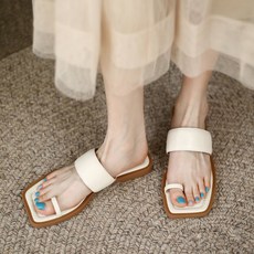 심플앤글로우 여성용 데일리 심플 플랫 외출 출근 모임 사무실 착용 쪼리 패션 슬리퍼 샌들