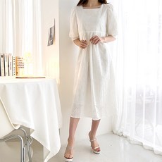 메이첼 퍼프소매 레이스 펀칭 자수 스퀘어넥 롱 원피스 00894