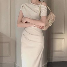 ViVEMO 單邊露肩短袖修身正式長版連身裙 03083, 象牙白