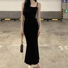 ViVEMO Cielde 細肩帶性感修身長版連身裙 03071, 黑色