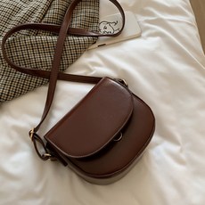 SORIDAL 女性用 Runde 日常圓形收納肩背斜背包, 深棕色